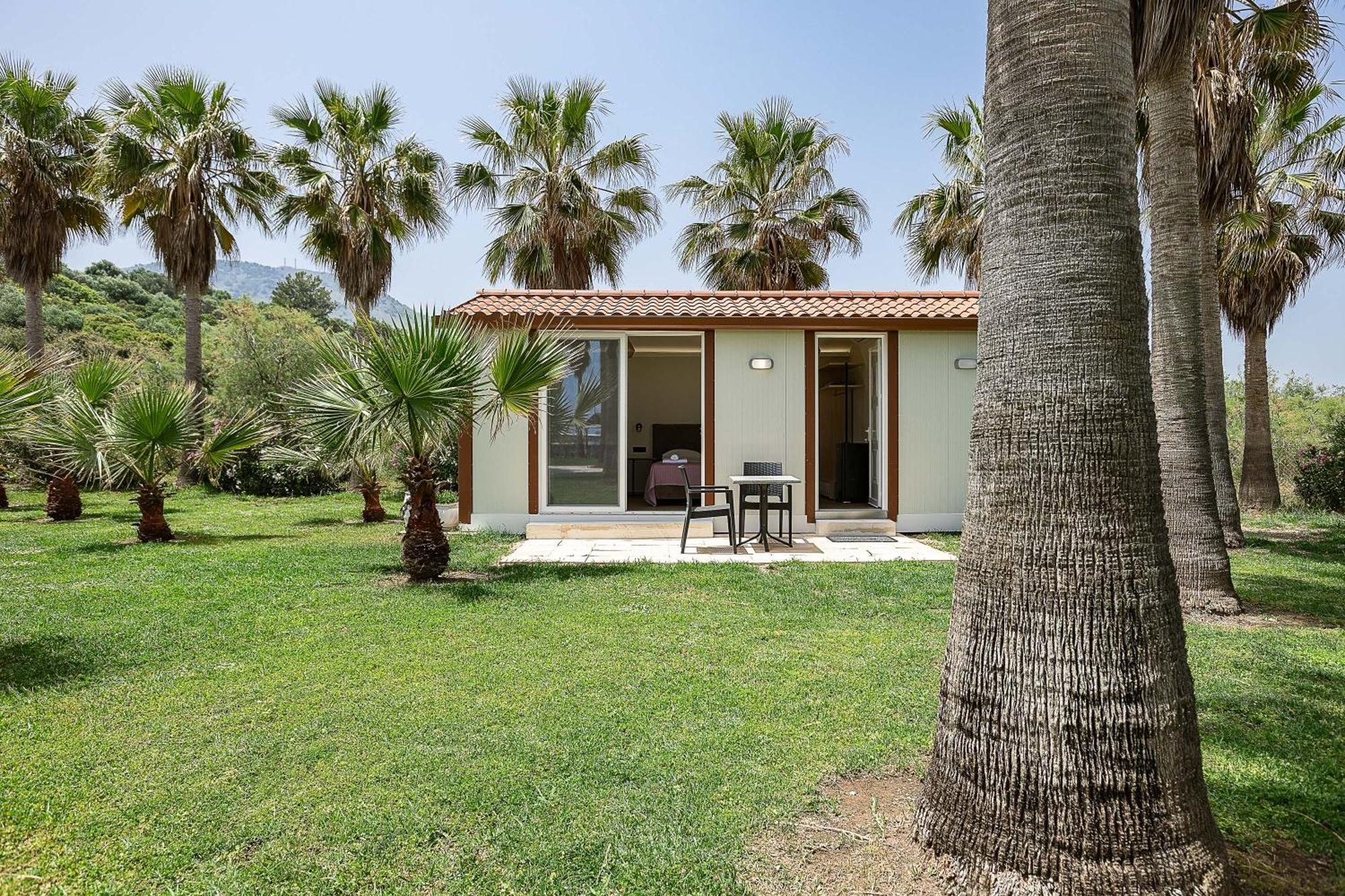 La Palma Beachfront Suites Georgioupoli Exteriör bild