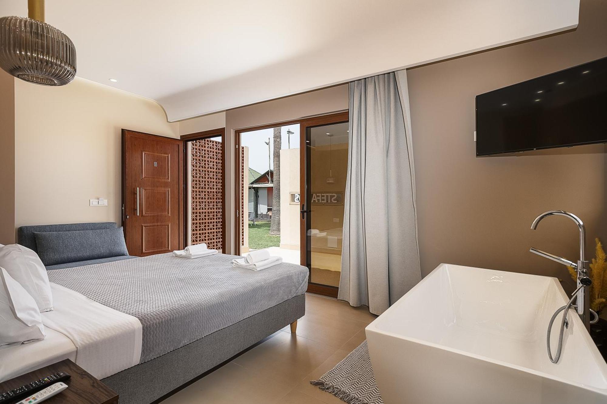 La Palma Beachfront Suites Georgioupoli Exteriör bild